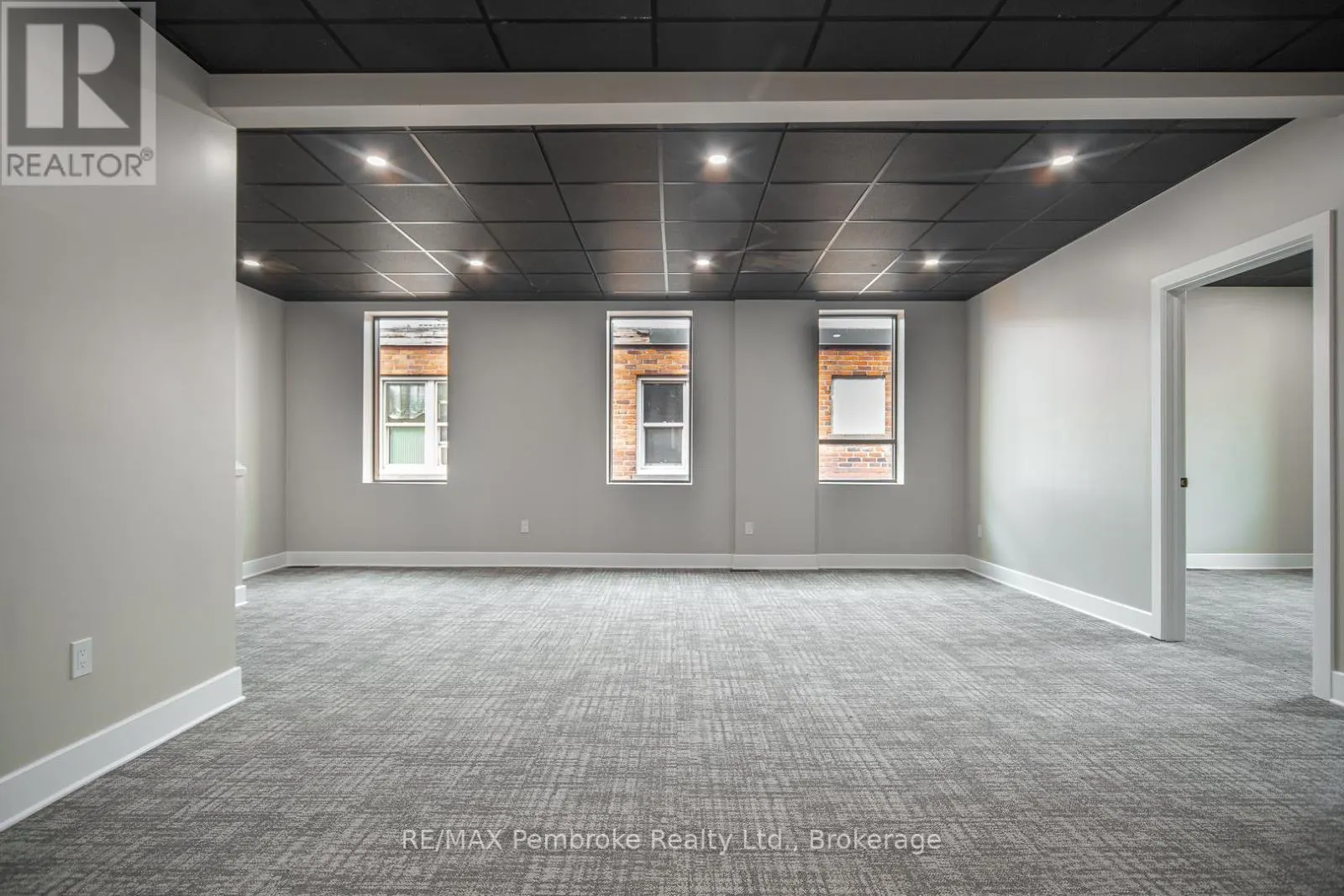 150 PEMBROKE STREET W
