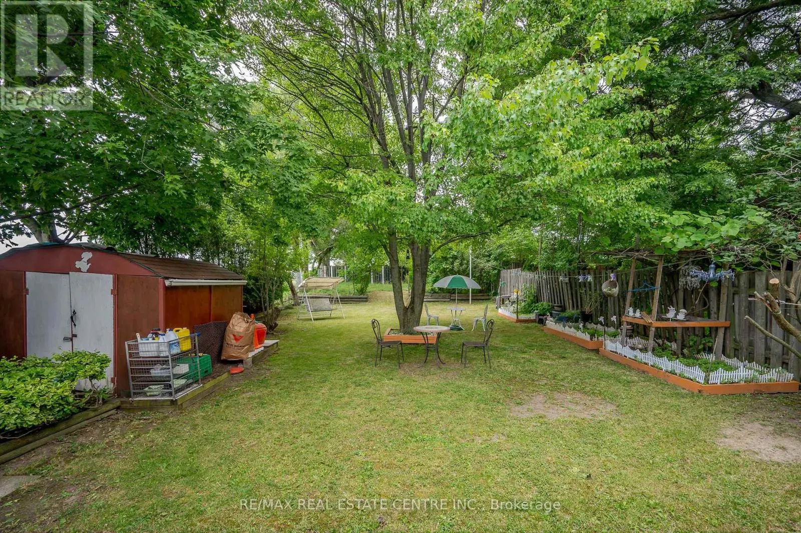 676 UPPER WENTWORTH STREET