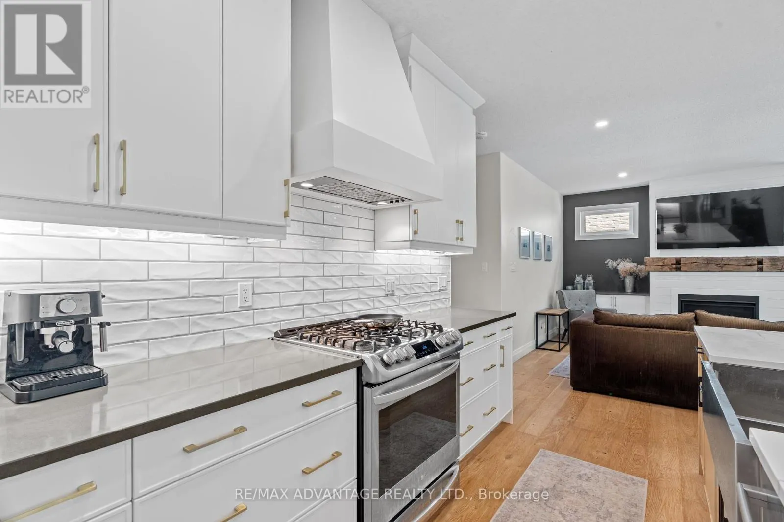 94 MILL POND CRESCENT
