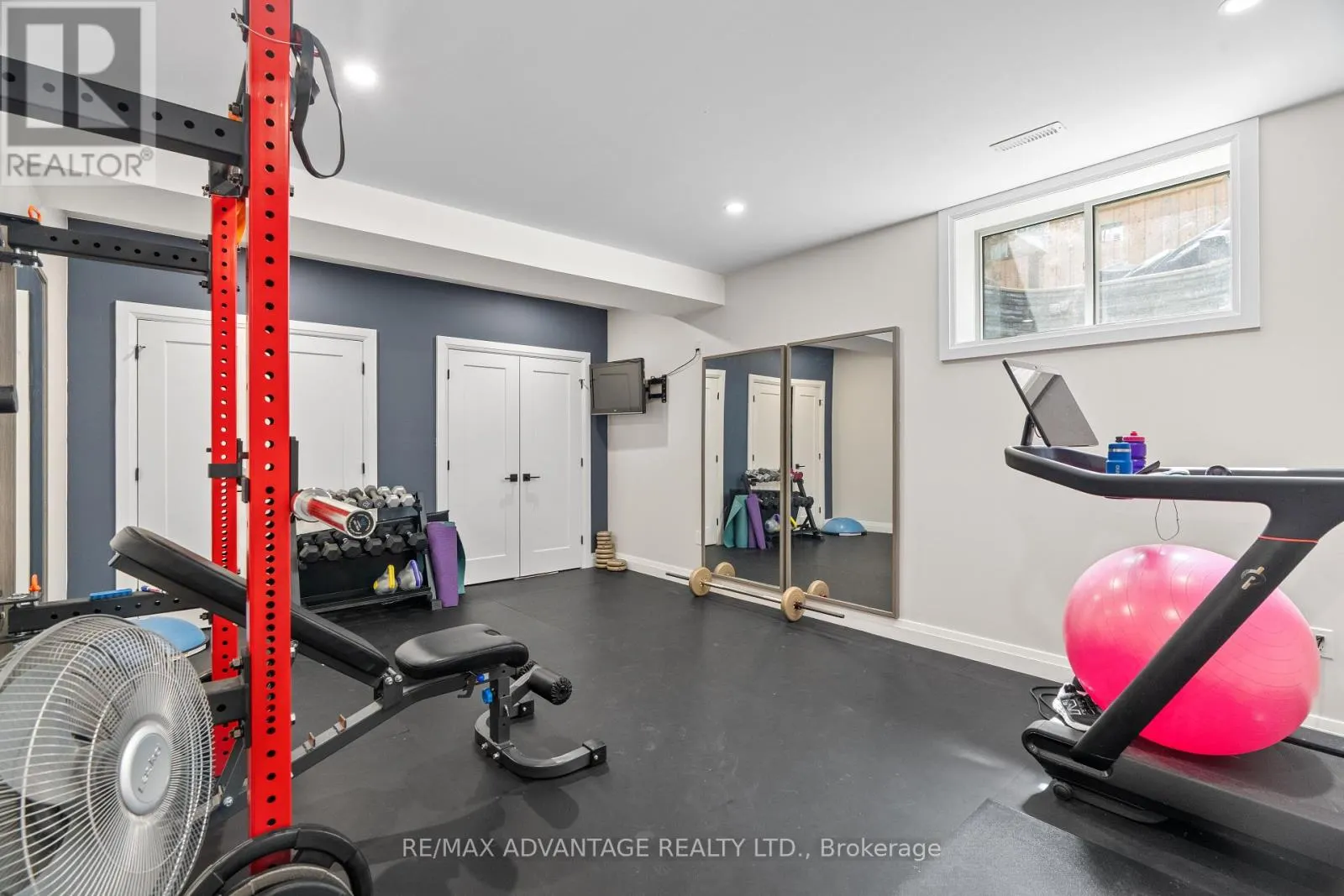 94 MILL POND CRESCENT