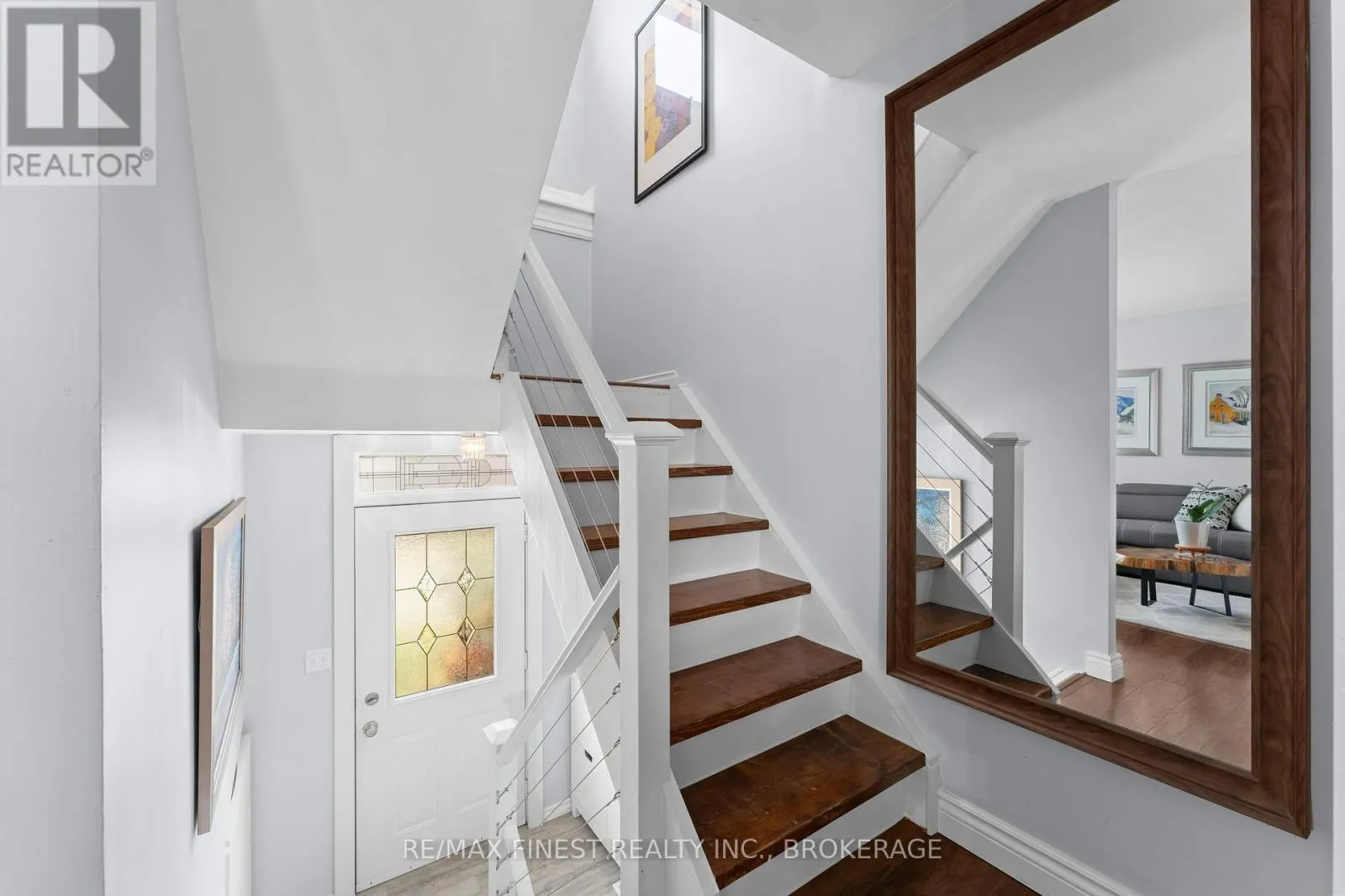 7 MEADOW LANE