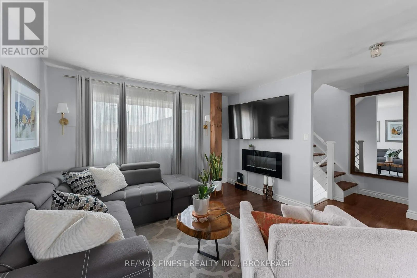 7 MEADOW LANE
