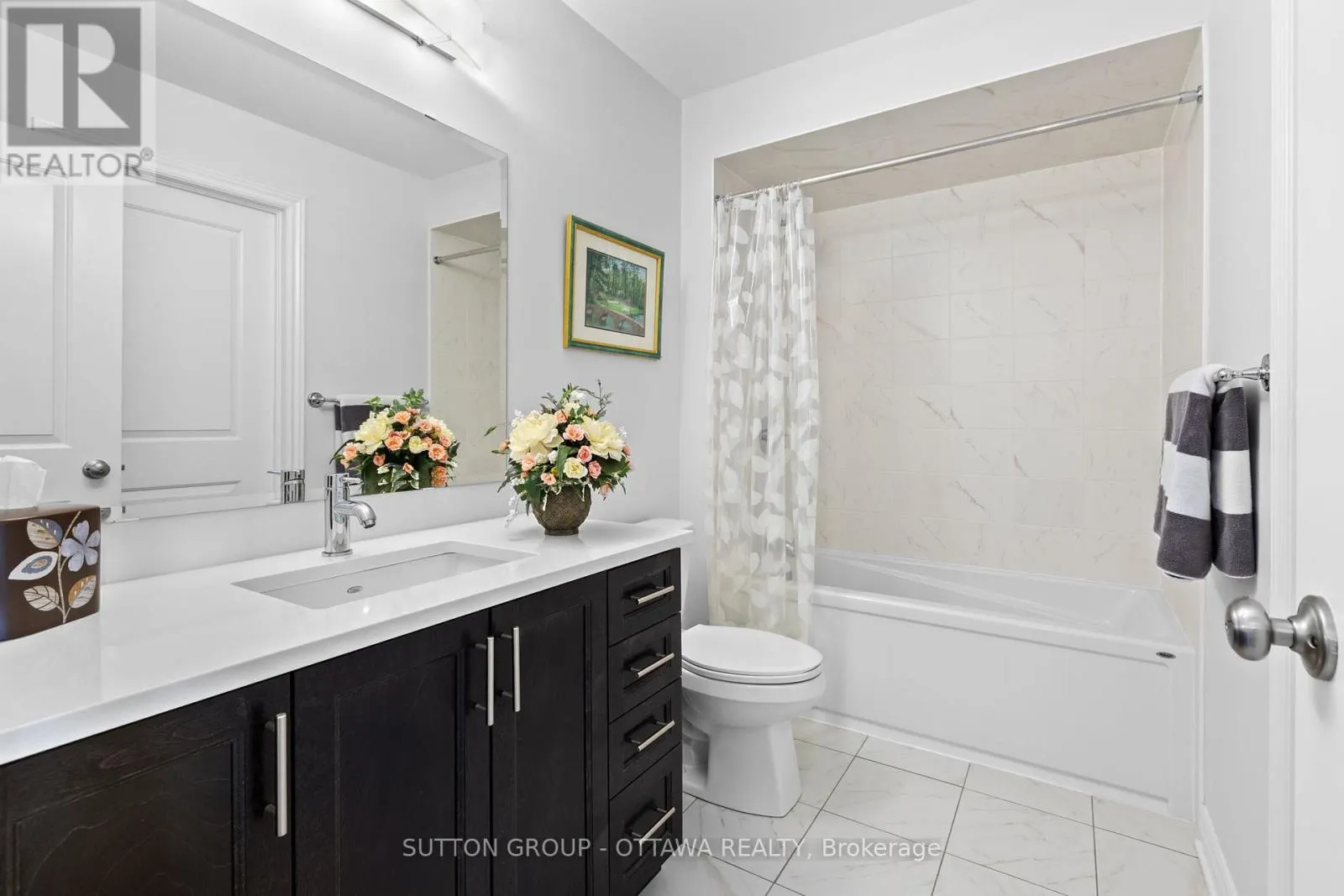 744 PUTNEY CRESCENT