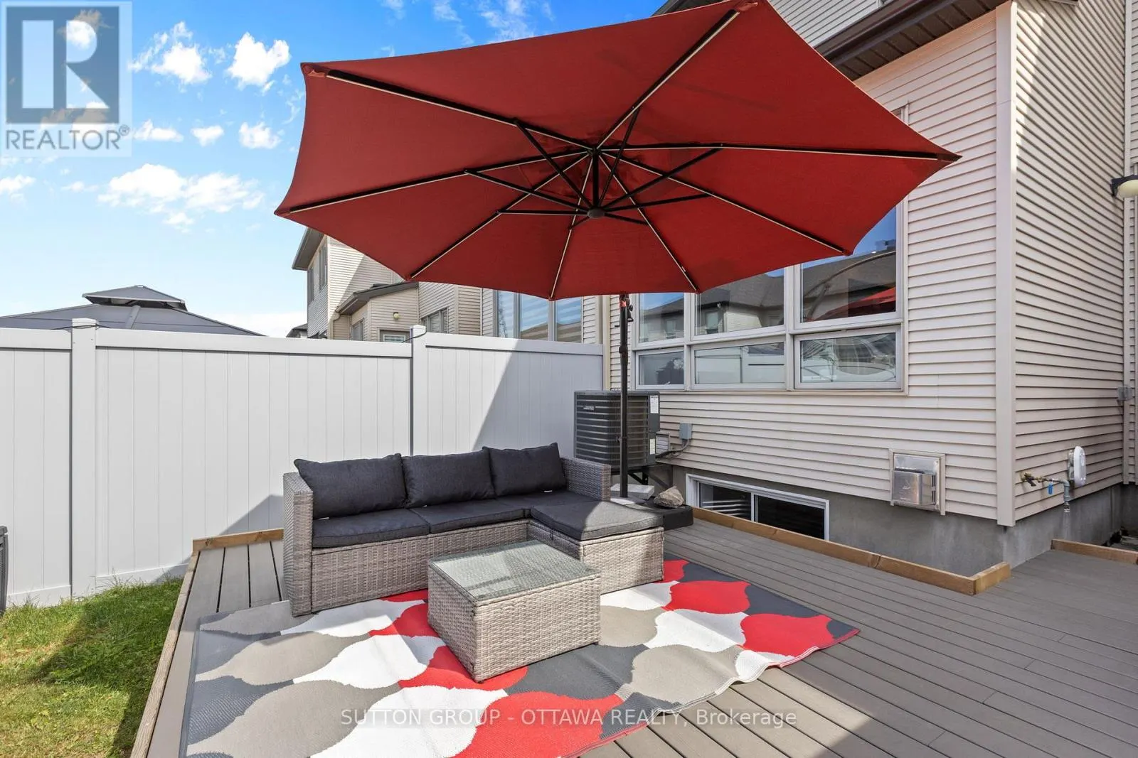 744 PUTNEY CRESCENT