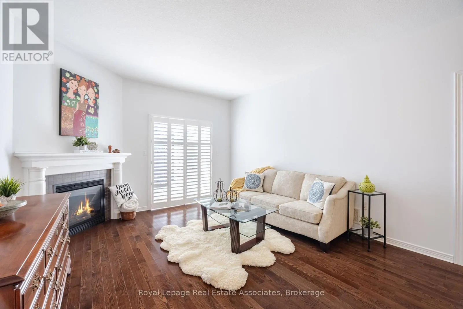 10 CORNFLOWER CRESCENT
