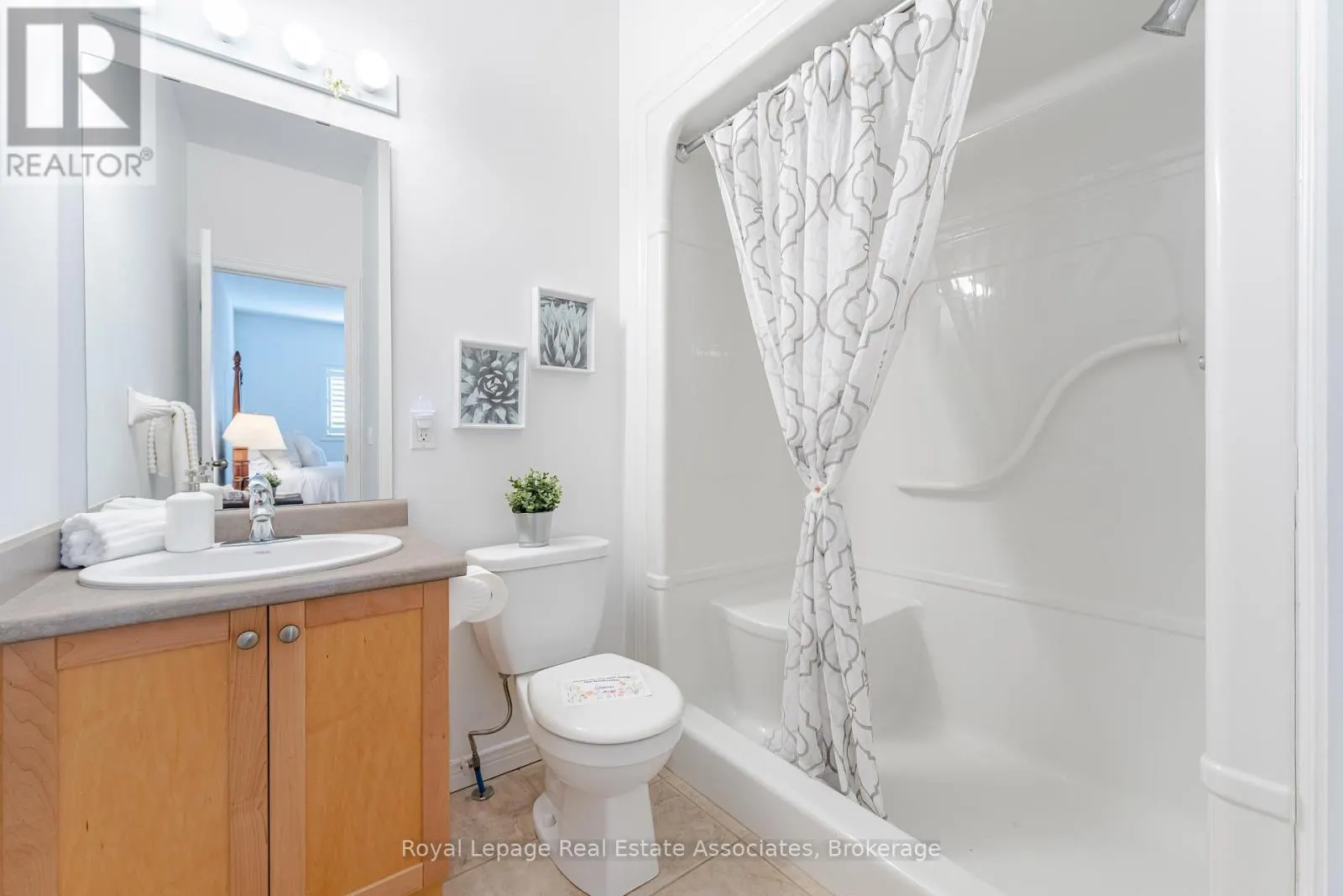 10 CORNFLOWER CRESCENT
