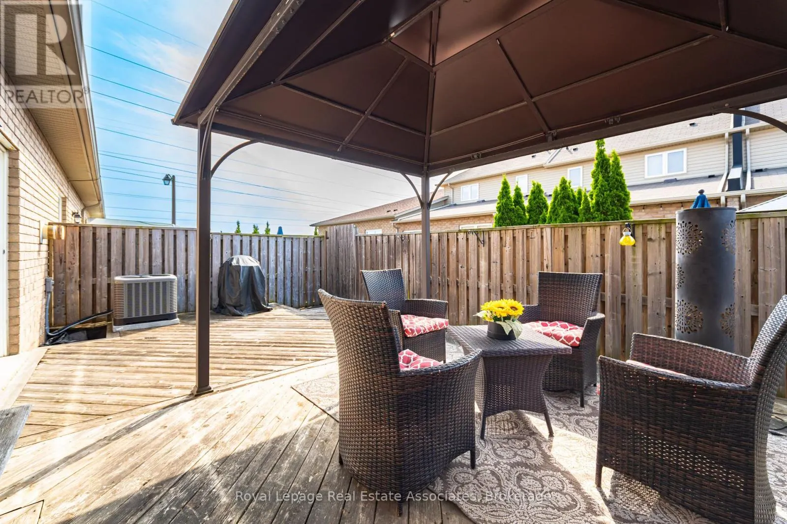 10 CORNFLOWER CRESCENT