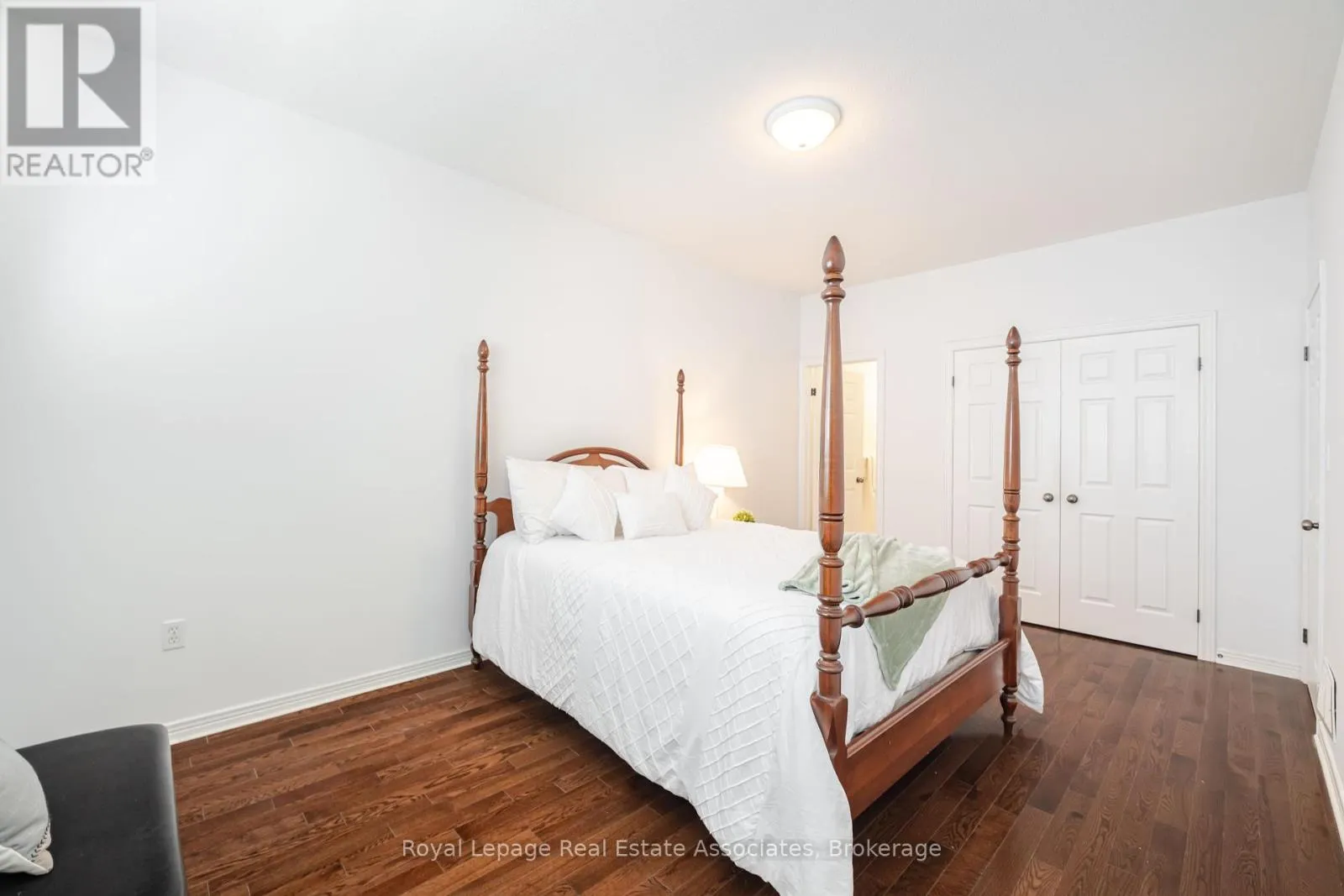 10 CORNFLOWER CRESCENT
