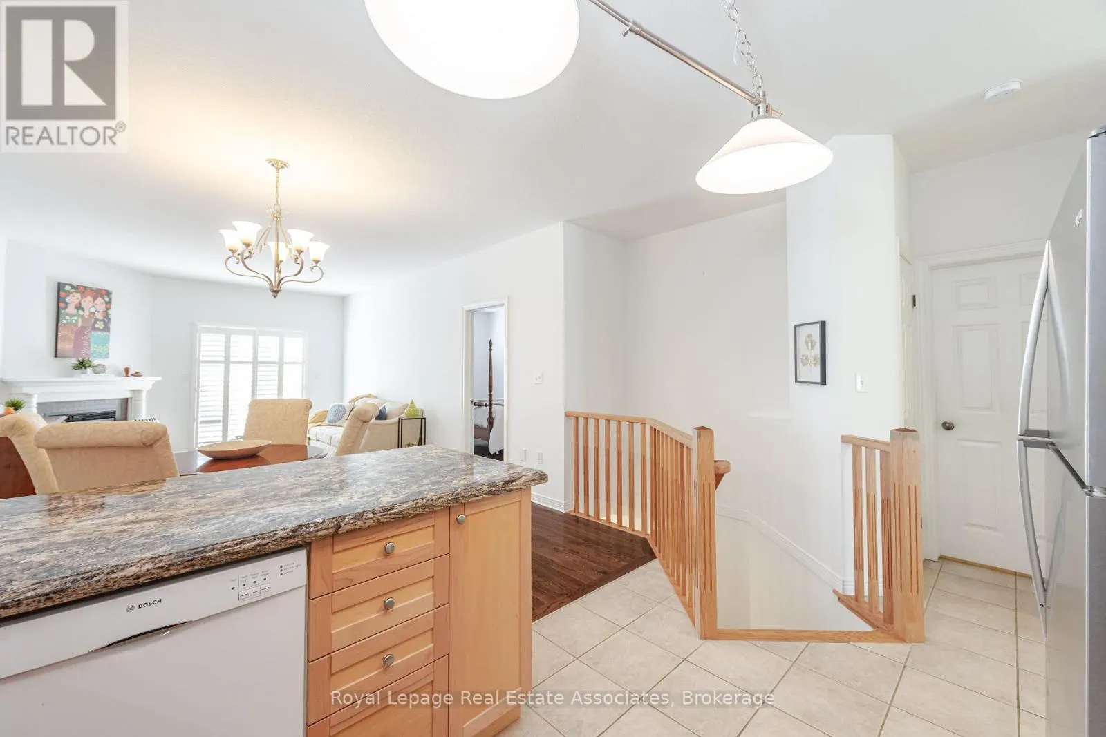 10 CORNFLOWER CRESCENT