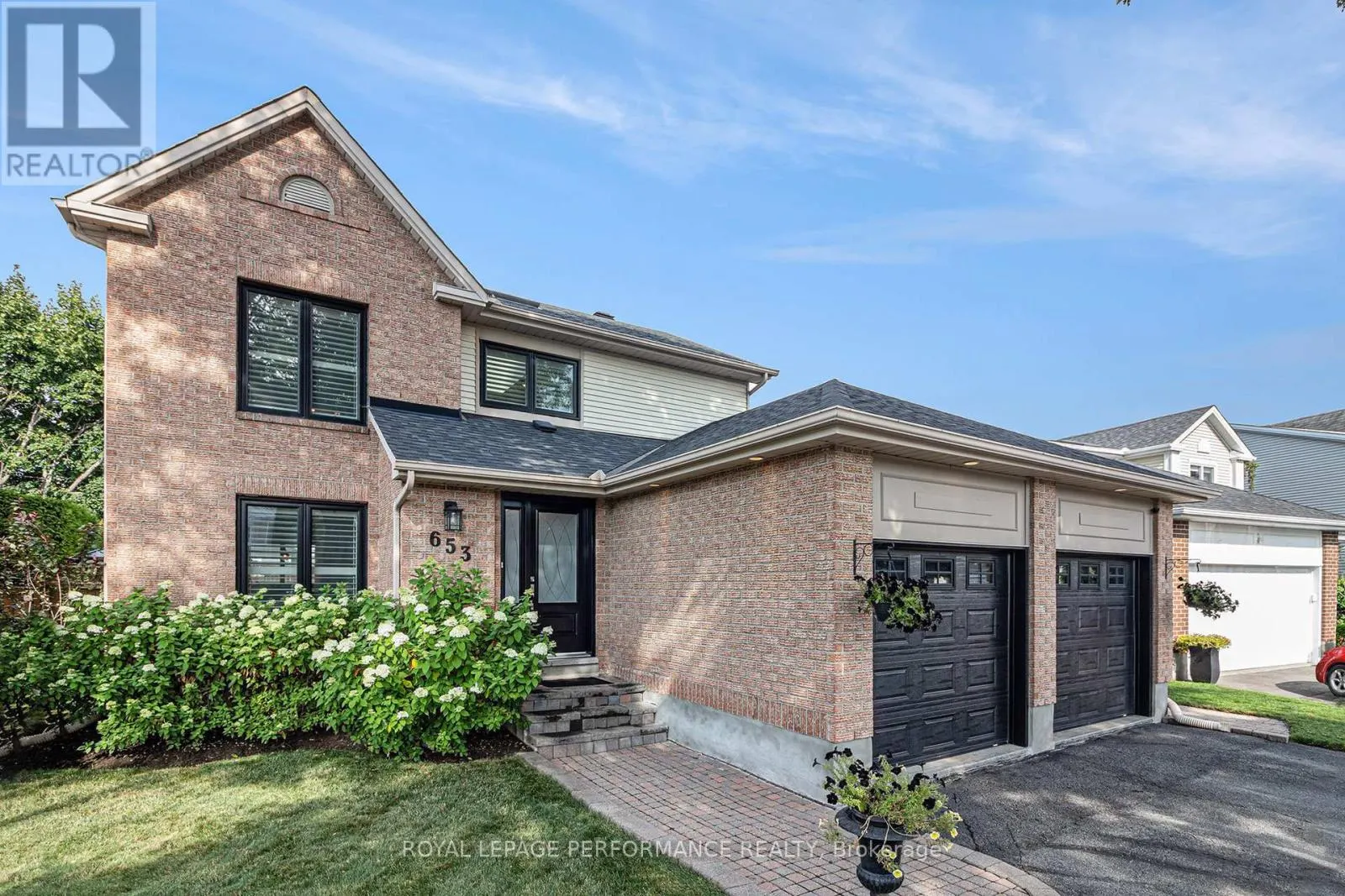 653 THICKET WAY
