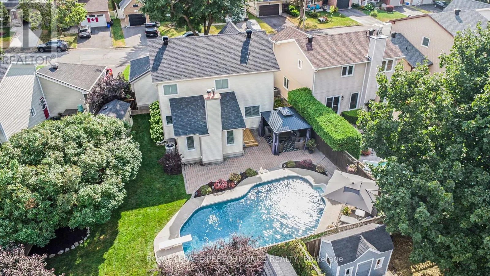 653 THICKET WAY