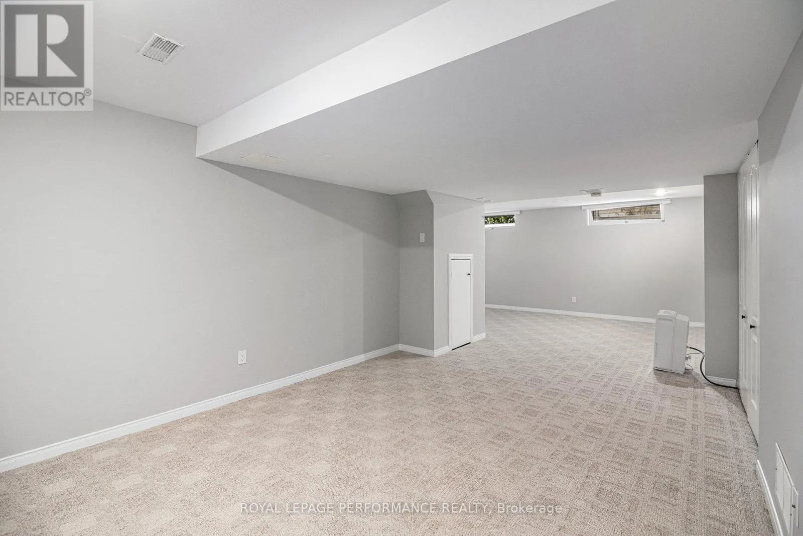 653 THICKET WAY