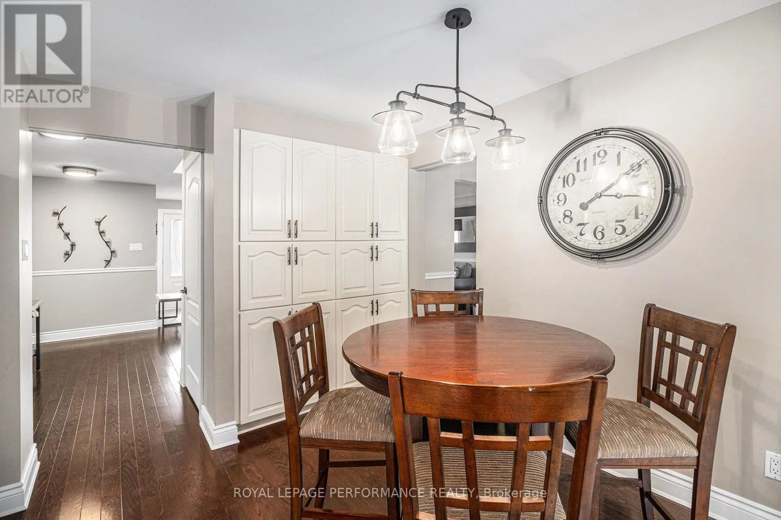 653 THICKET WAY