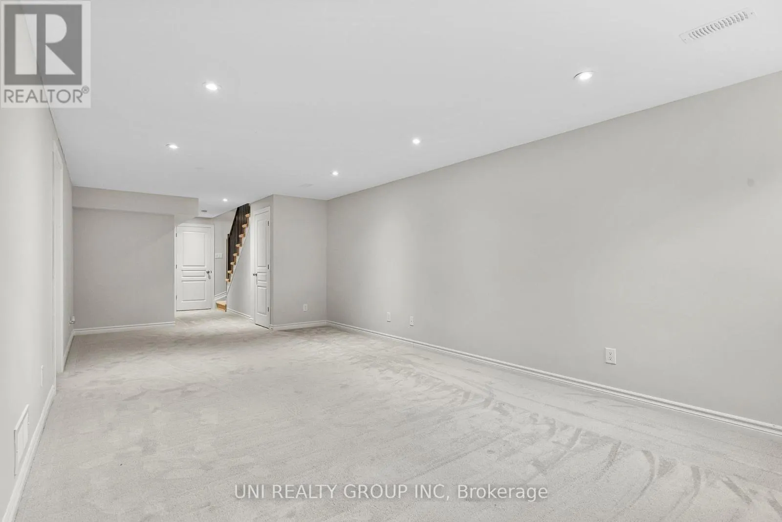 245 DOLCE CRESCENT