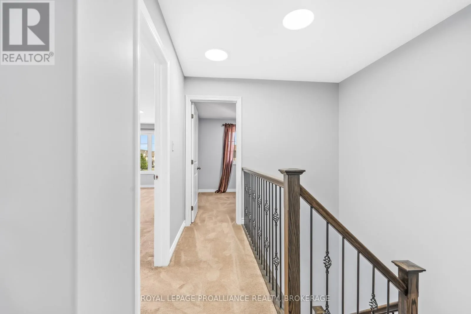 1584 DAVENPORT CRESCENT