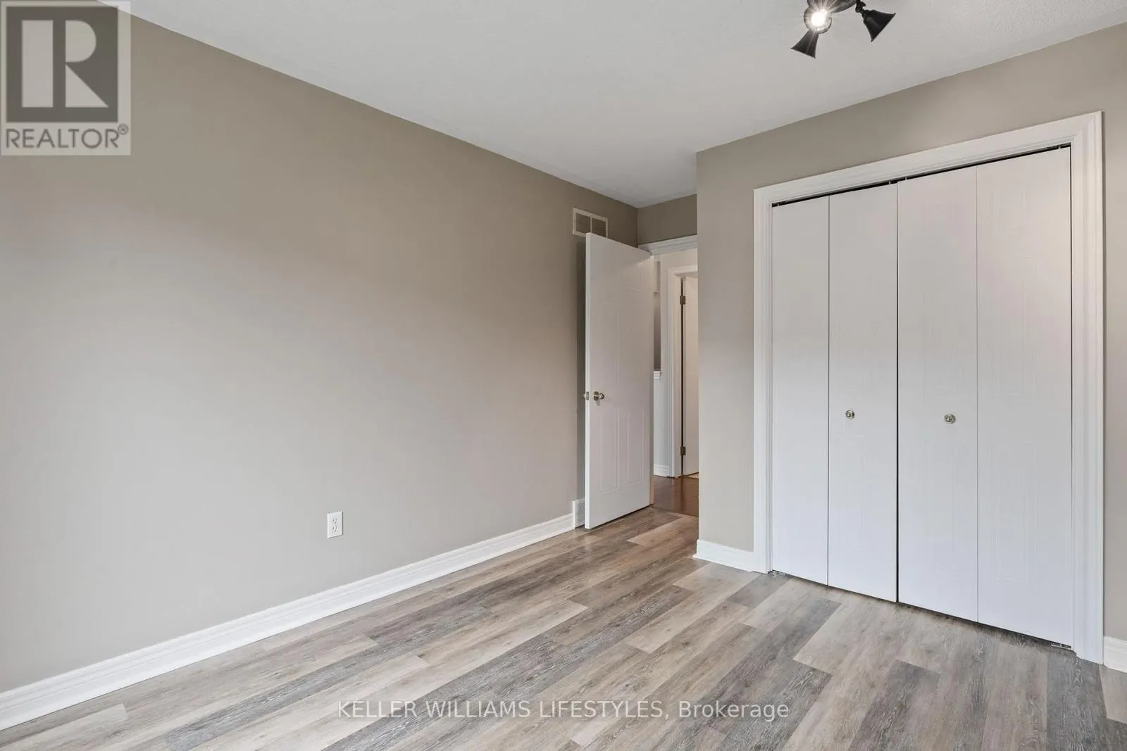 68 - 1478 ADELAIDE STREET N, #68