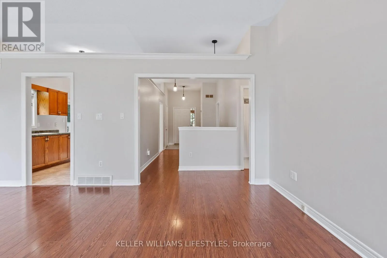 68 - 1478 ADELAIDE STREET N, #68