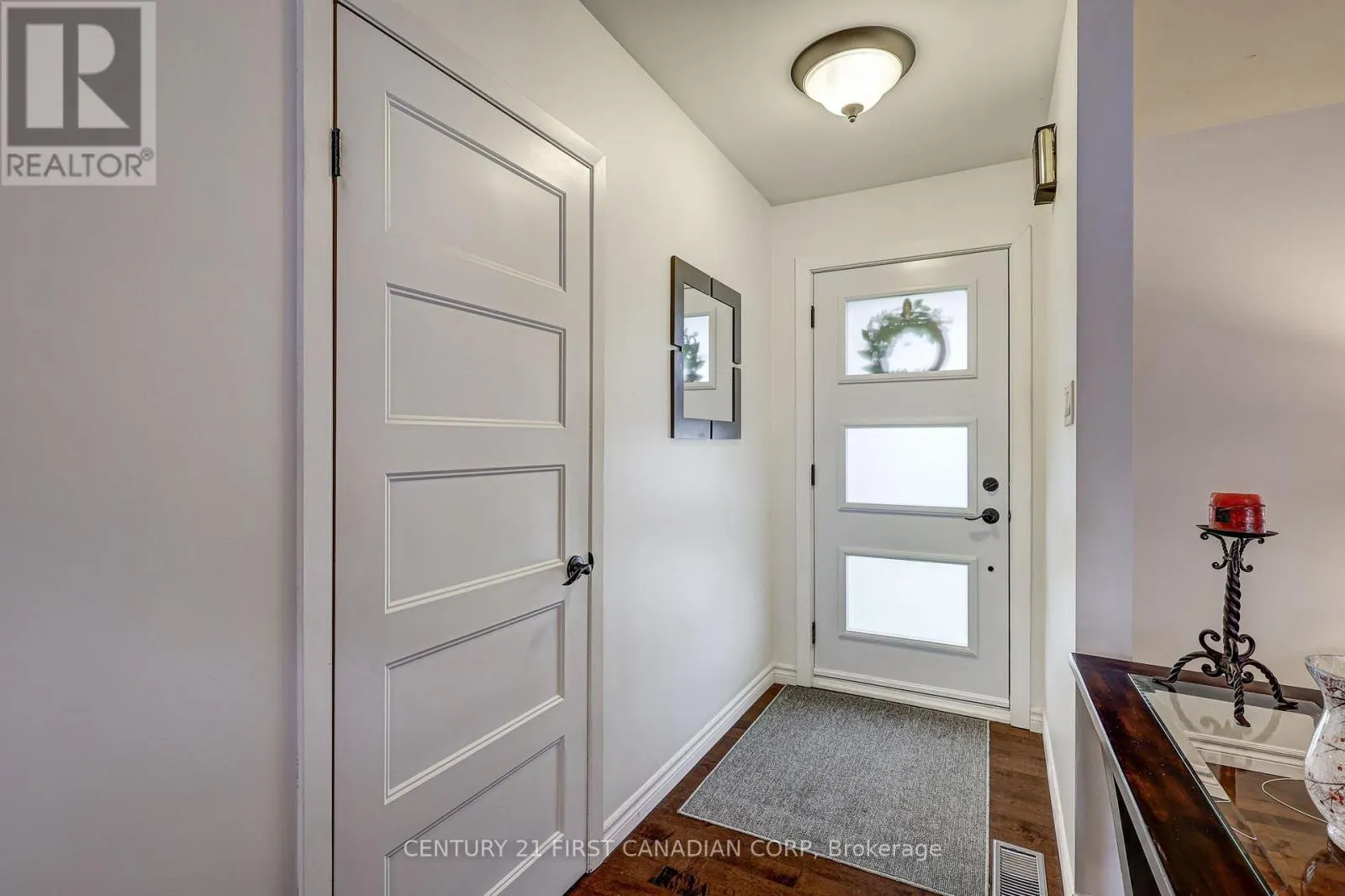 116 DOWNING CRESCENT