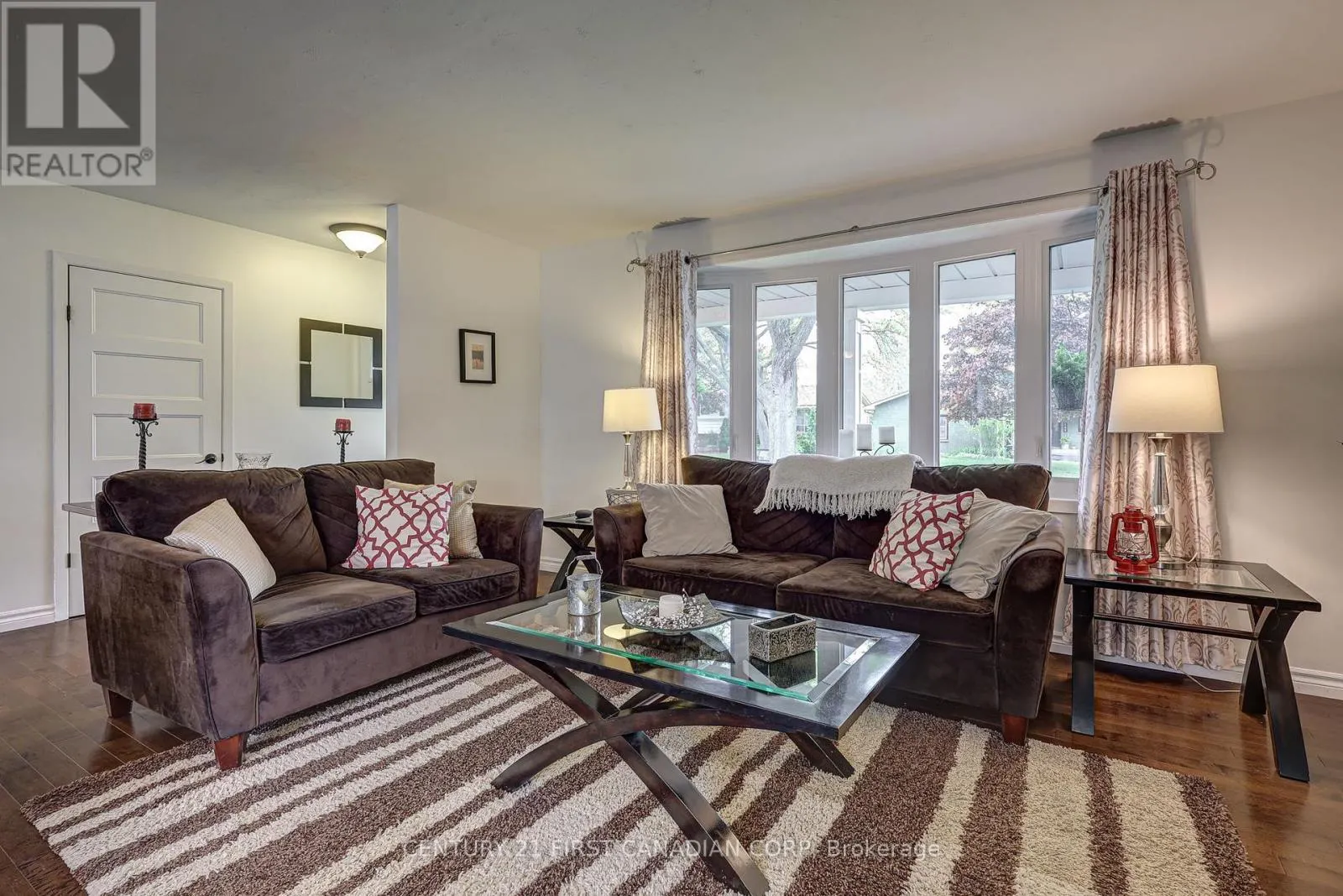 116 DOWNING CRESCENT