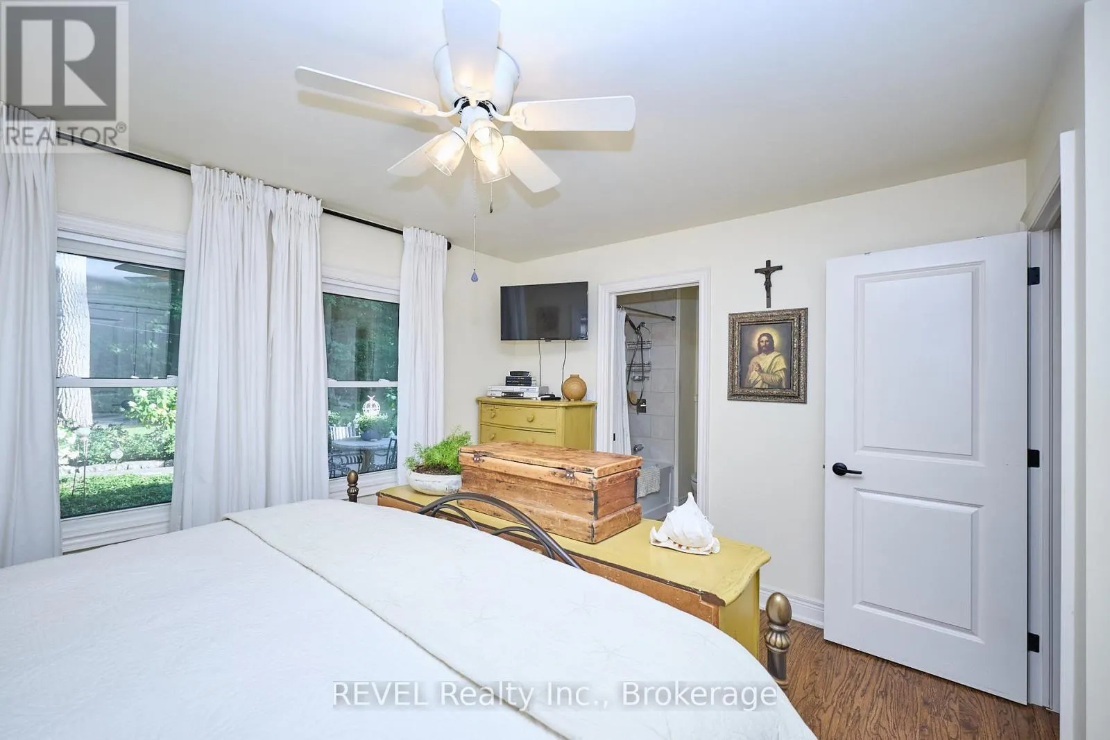 2890 COLONY ROAD