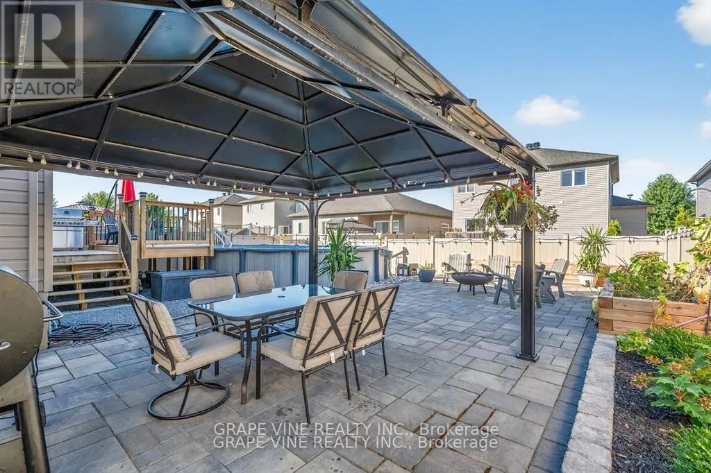 414 PROVENCE AVENUE