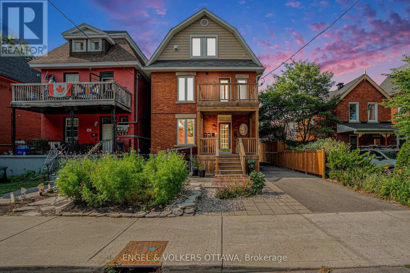 543 MCLEOD STREET