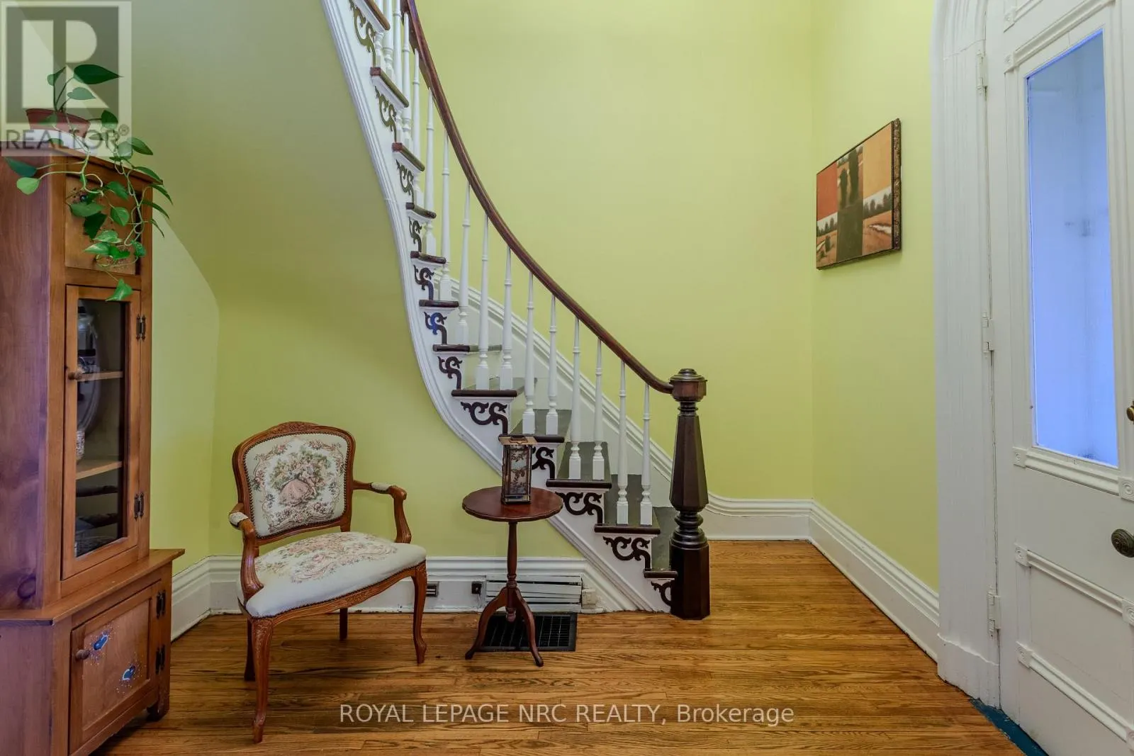 348 RIDGE ROAD N