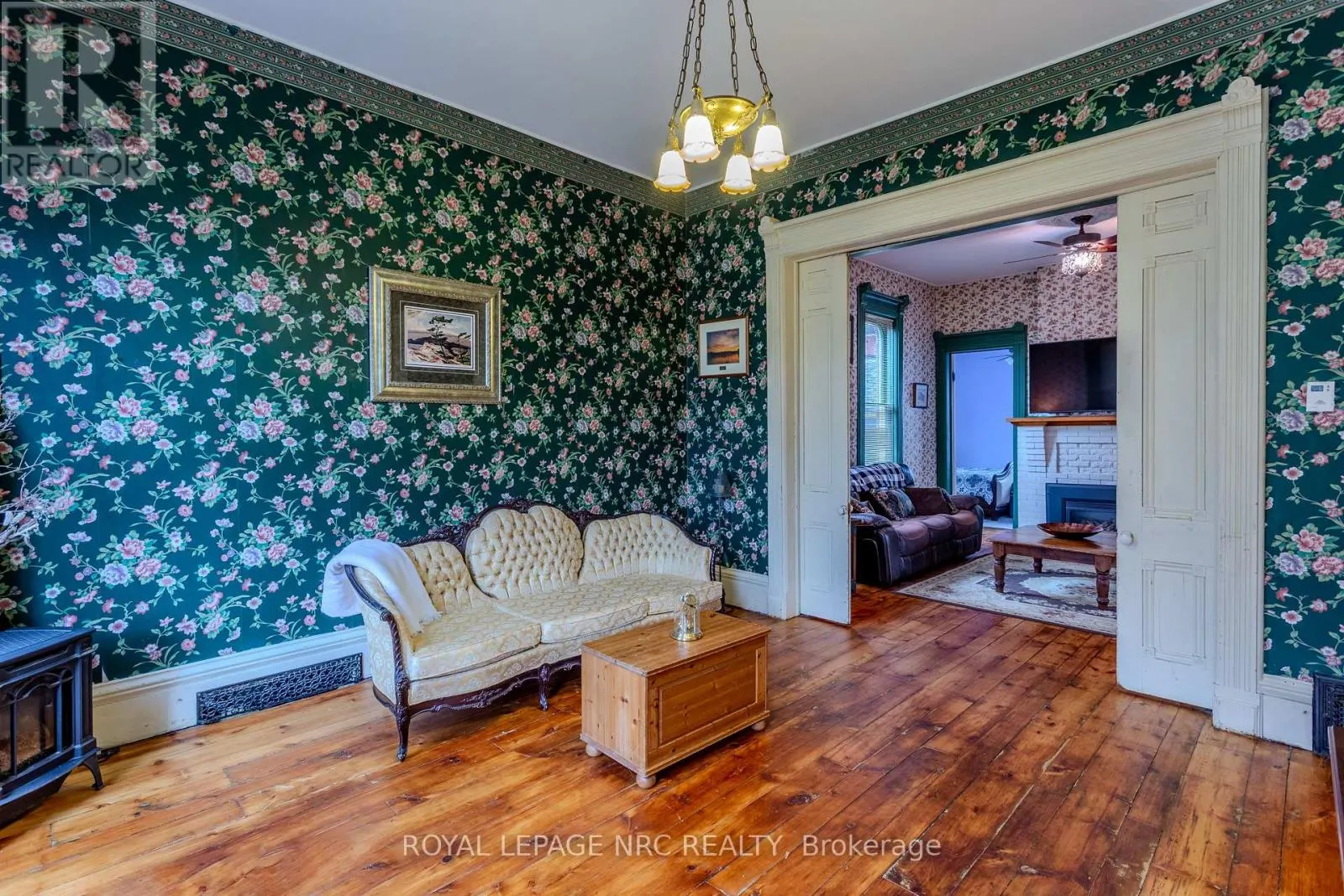 348 RIDGE ROAD N