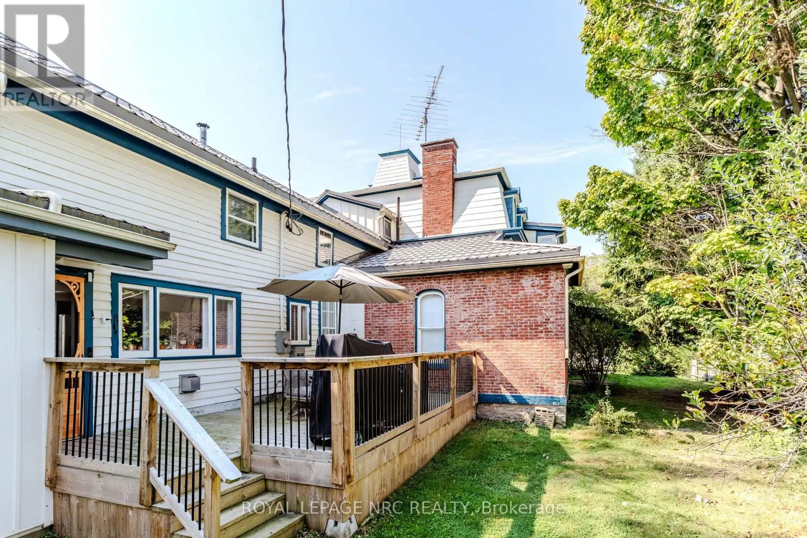 348 RIDGE ROAD N