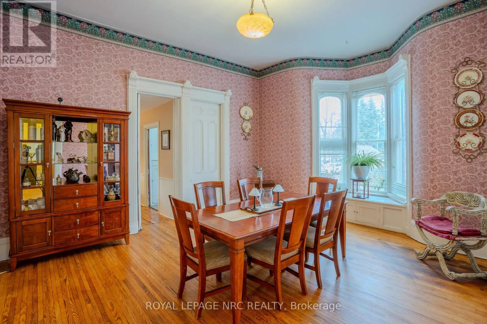 348 RIDGE ROAD N