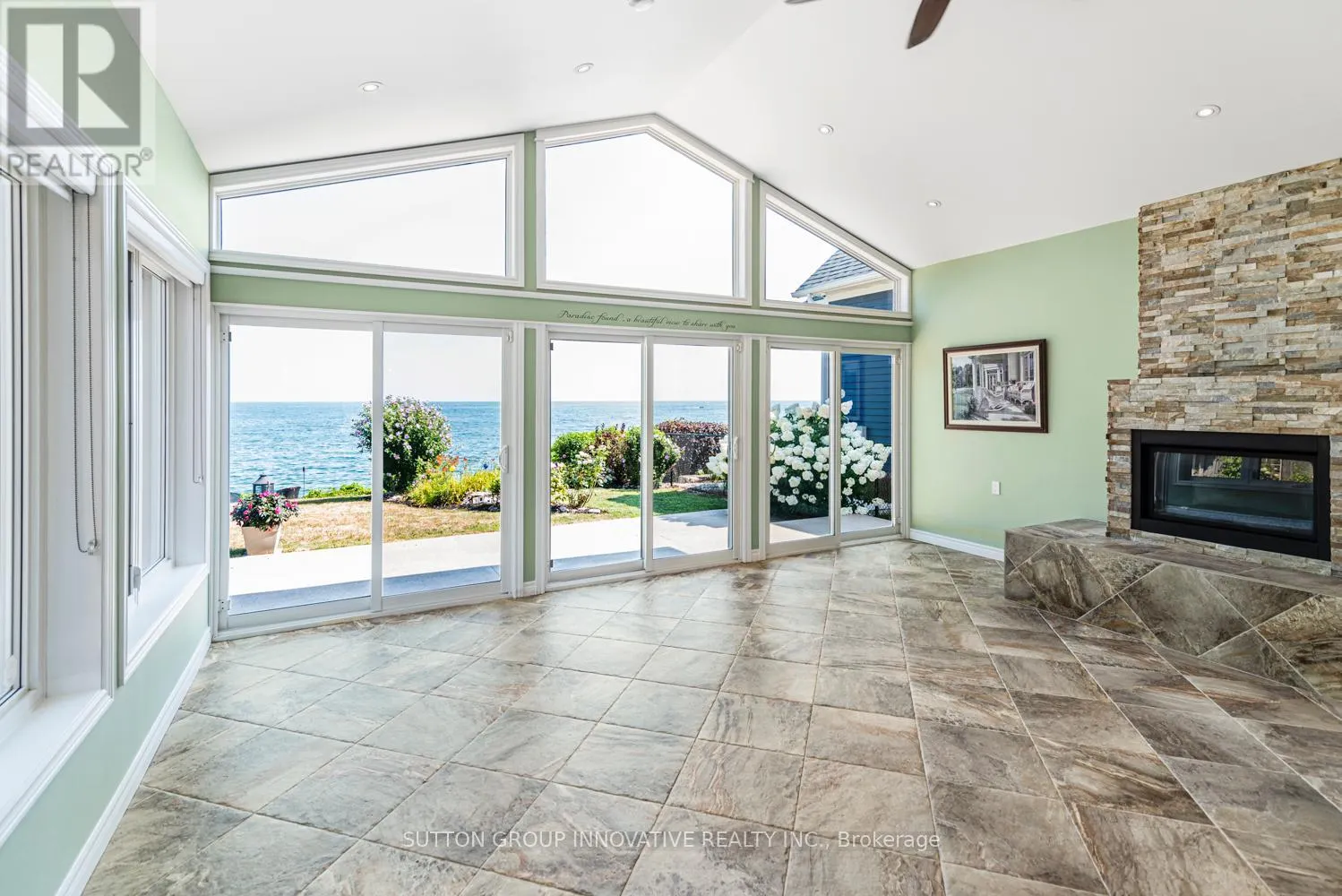 38 LAKESIDE DRIVE