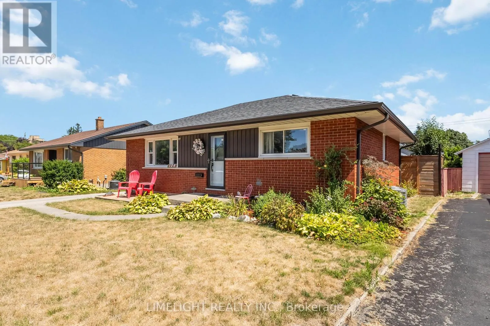 124 SUSAN AVENUE