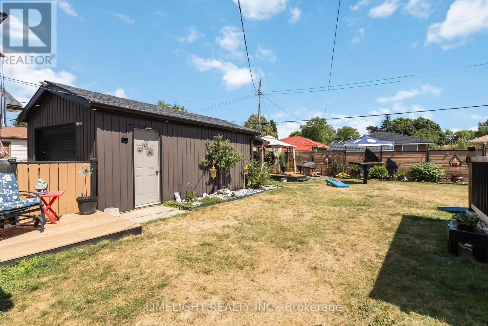 124 SUSAN AVENUE