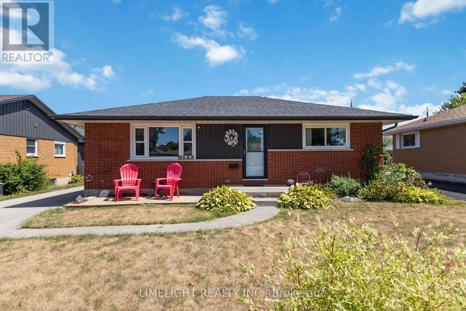 124 SUSAN AVENUE