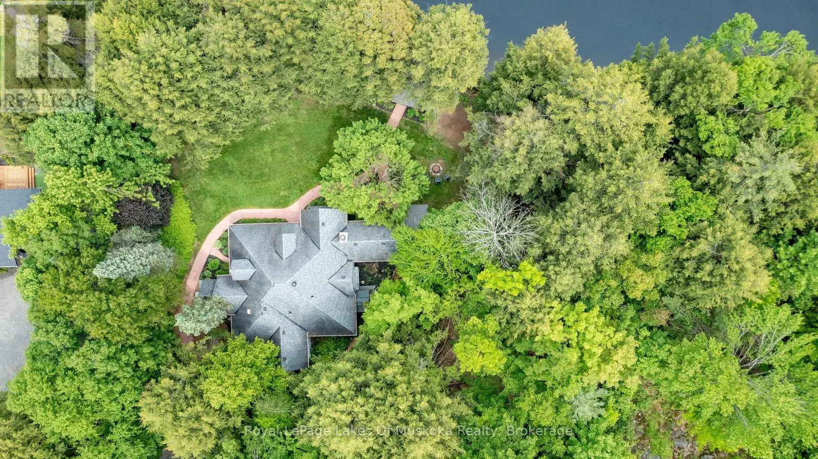 103 SOUTHBANK DRIVE