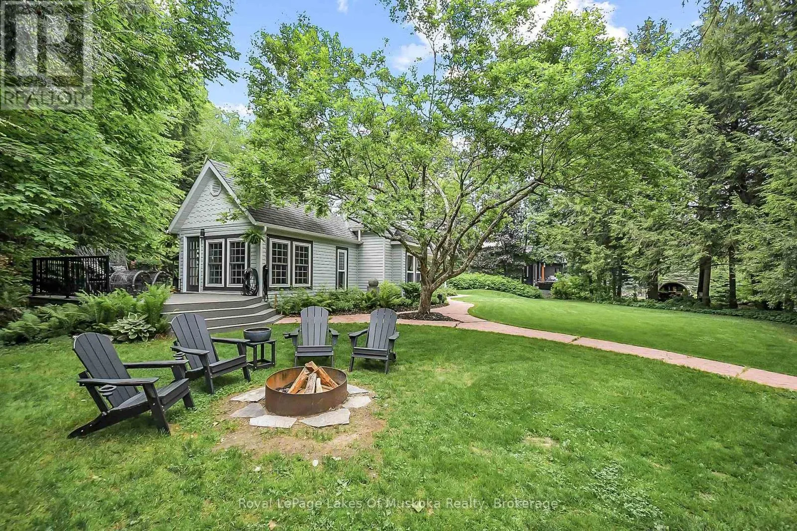 103 SOUTHBANK DRIVE