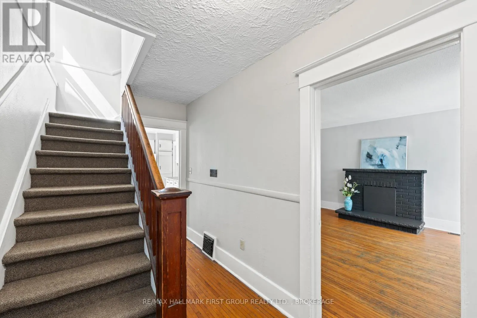 516 VICTORIA STREET