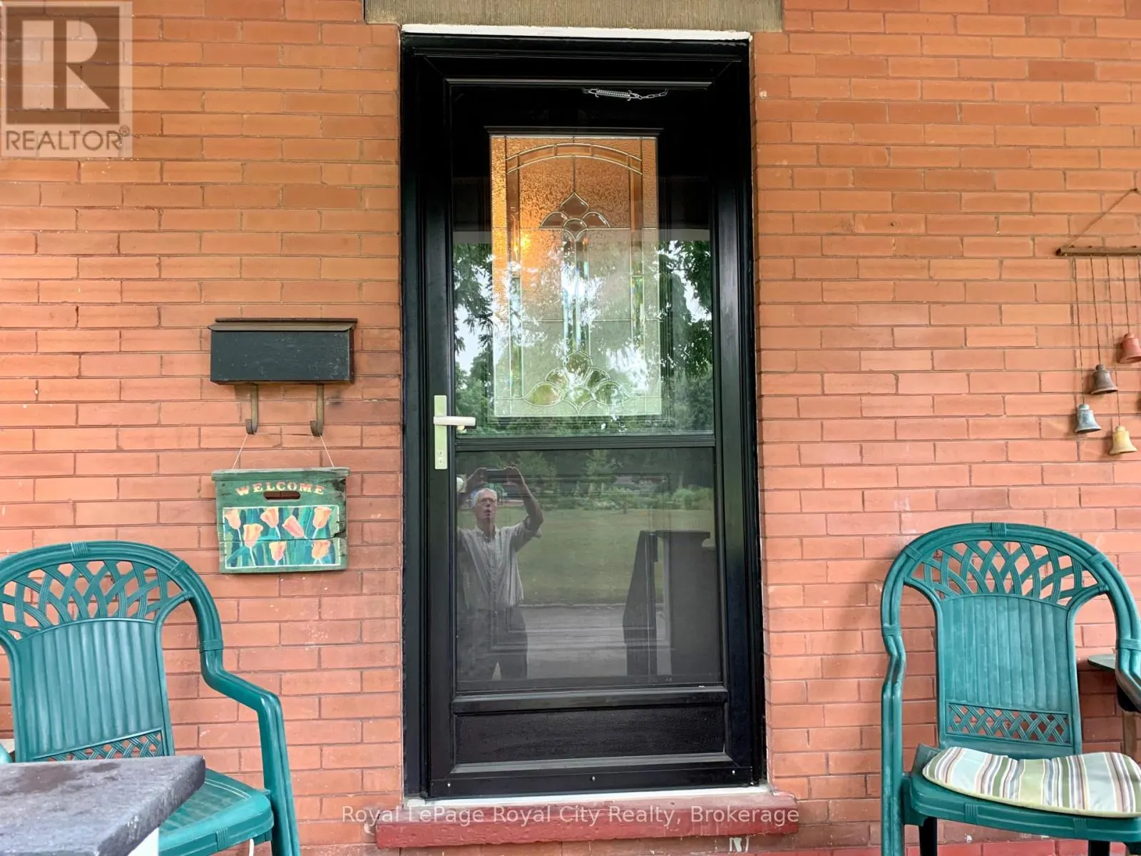 68 ROBINSON AVENUE