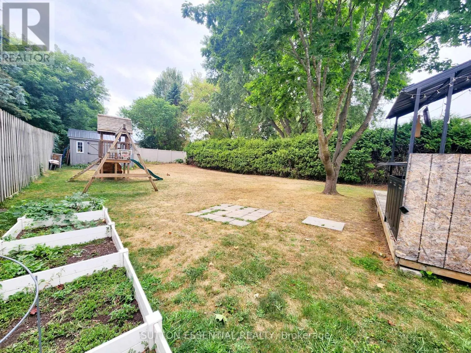 1266 BROCKMOUNT PLACE