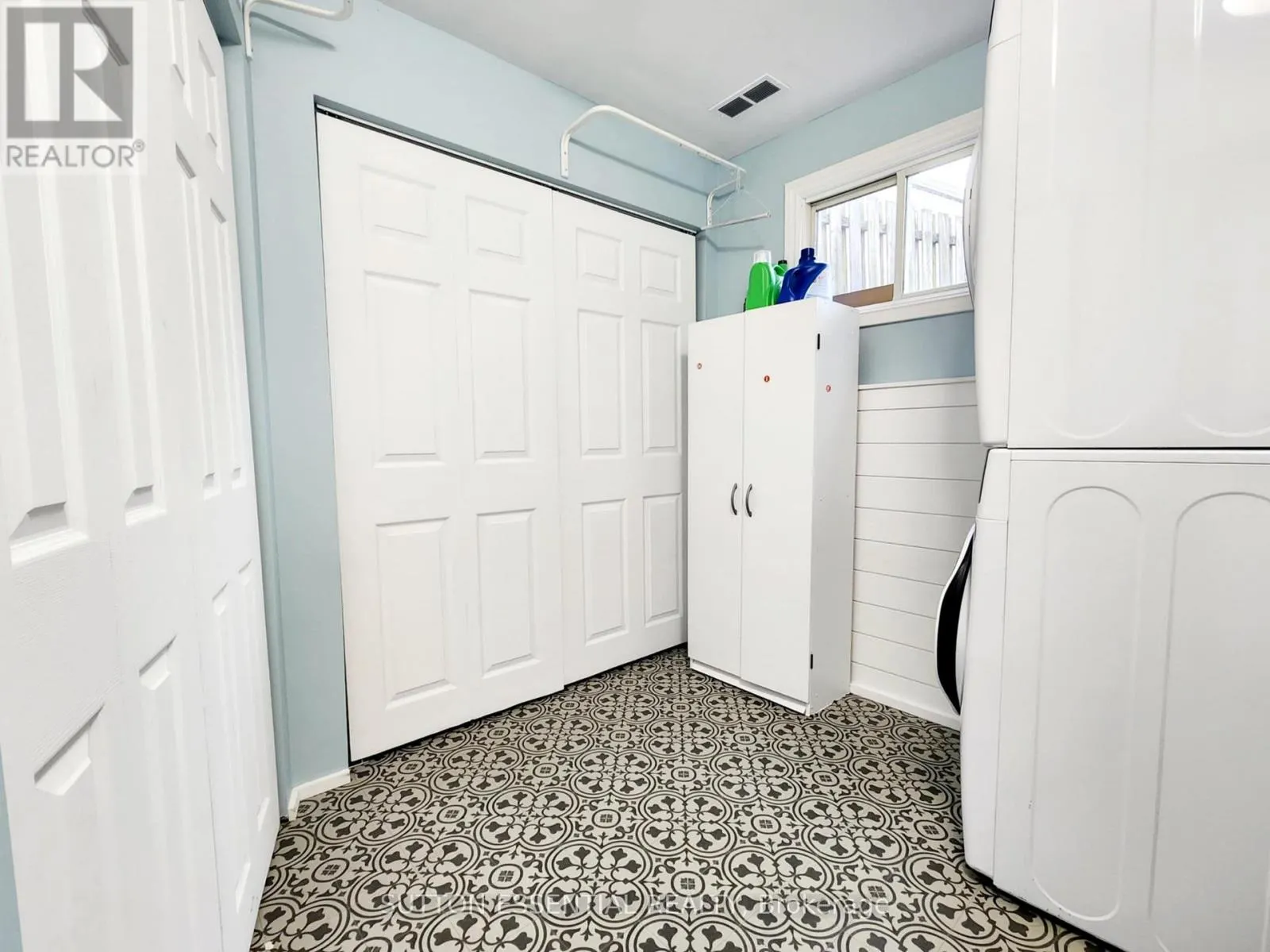 1266 BROCKMOUNT PLACE