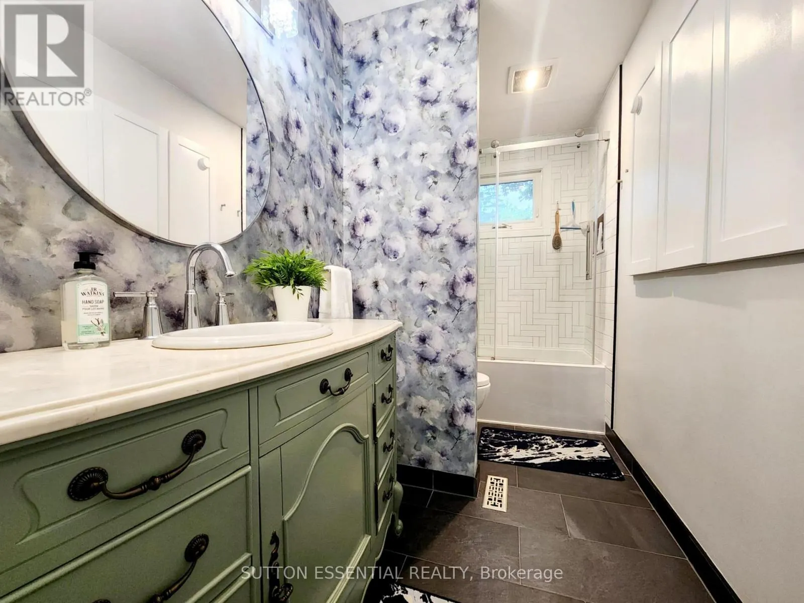 1266 BROCKMOUNT PLACE