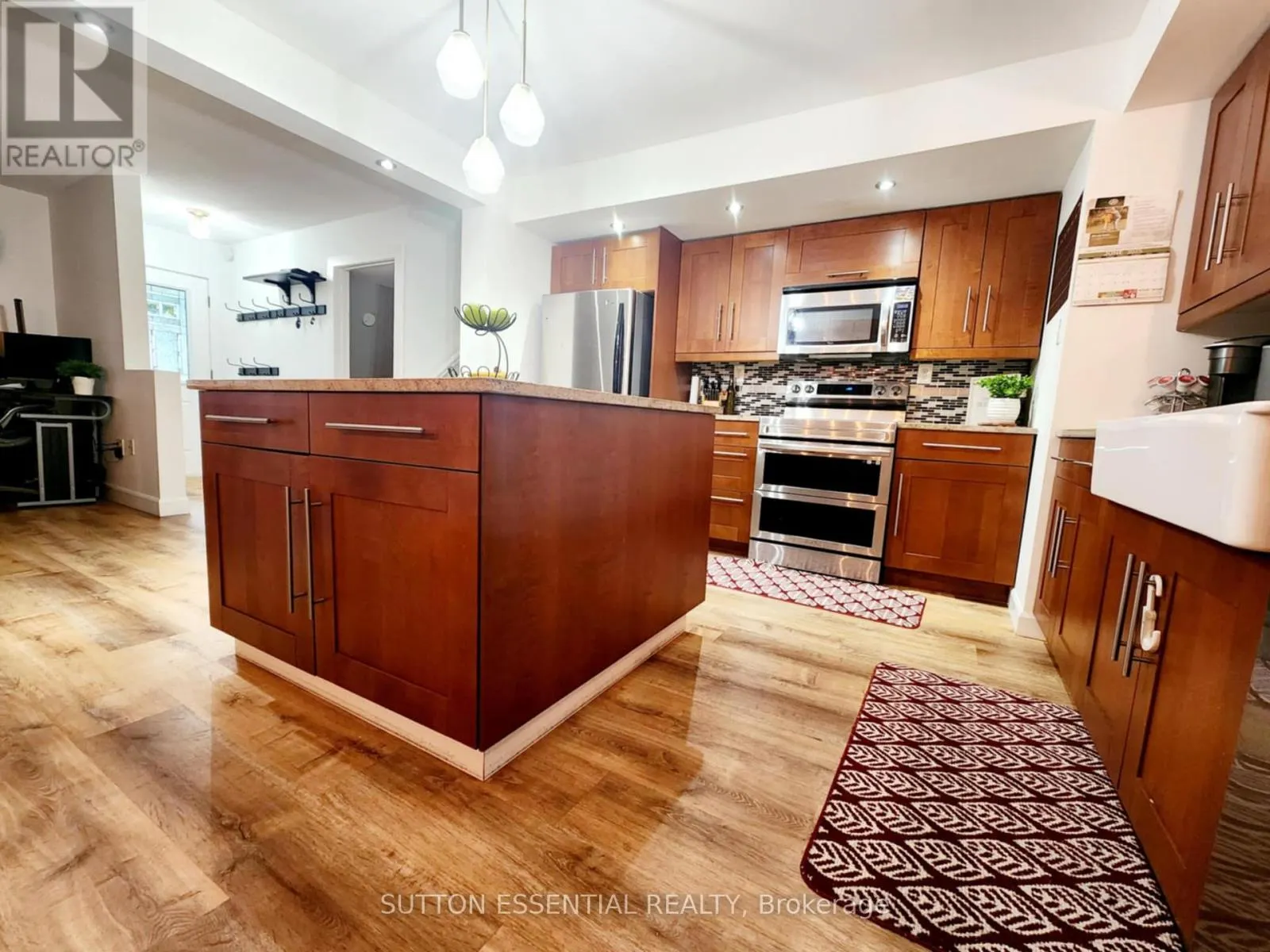 1266 BROCKMOUNT PLACE