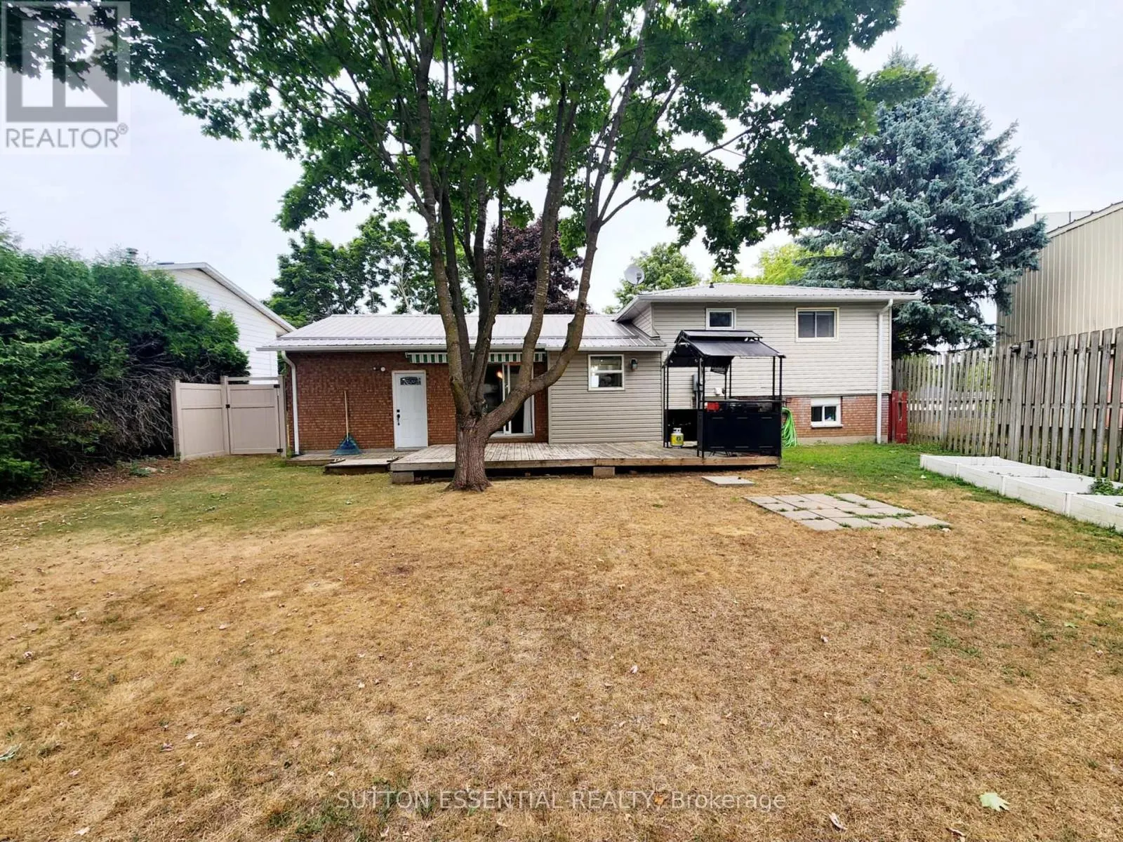 1266 BROCKMOUNT PLACE