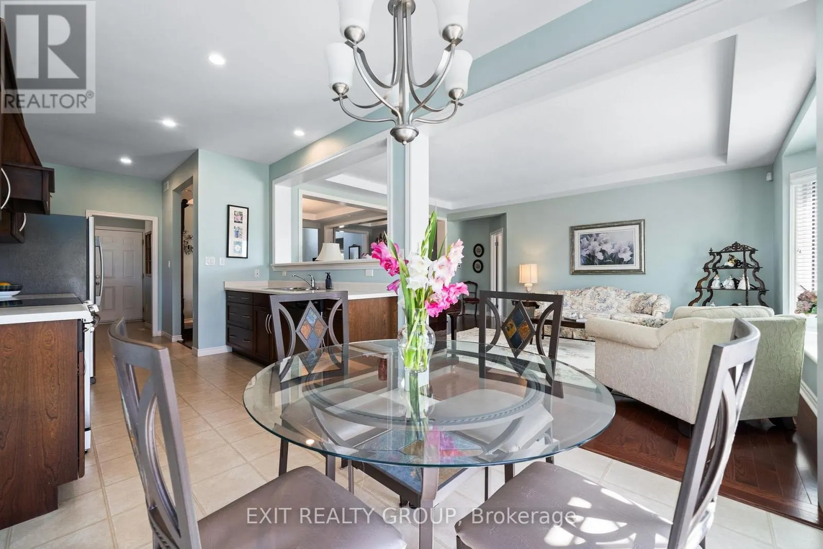 38 ALETHA DRIVE