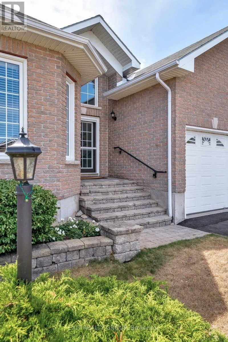 38 ALETHA DRIVE
