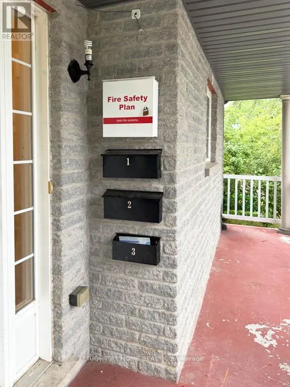 4405 SIMCOE STREET