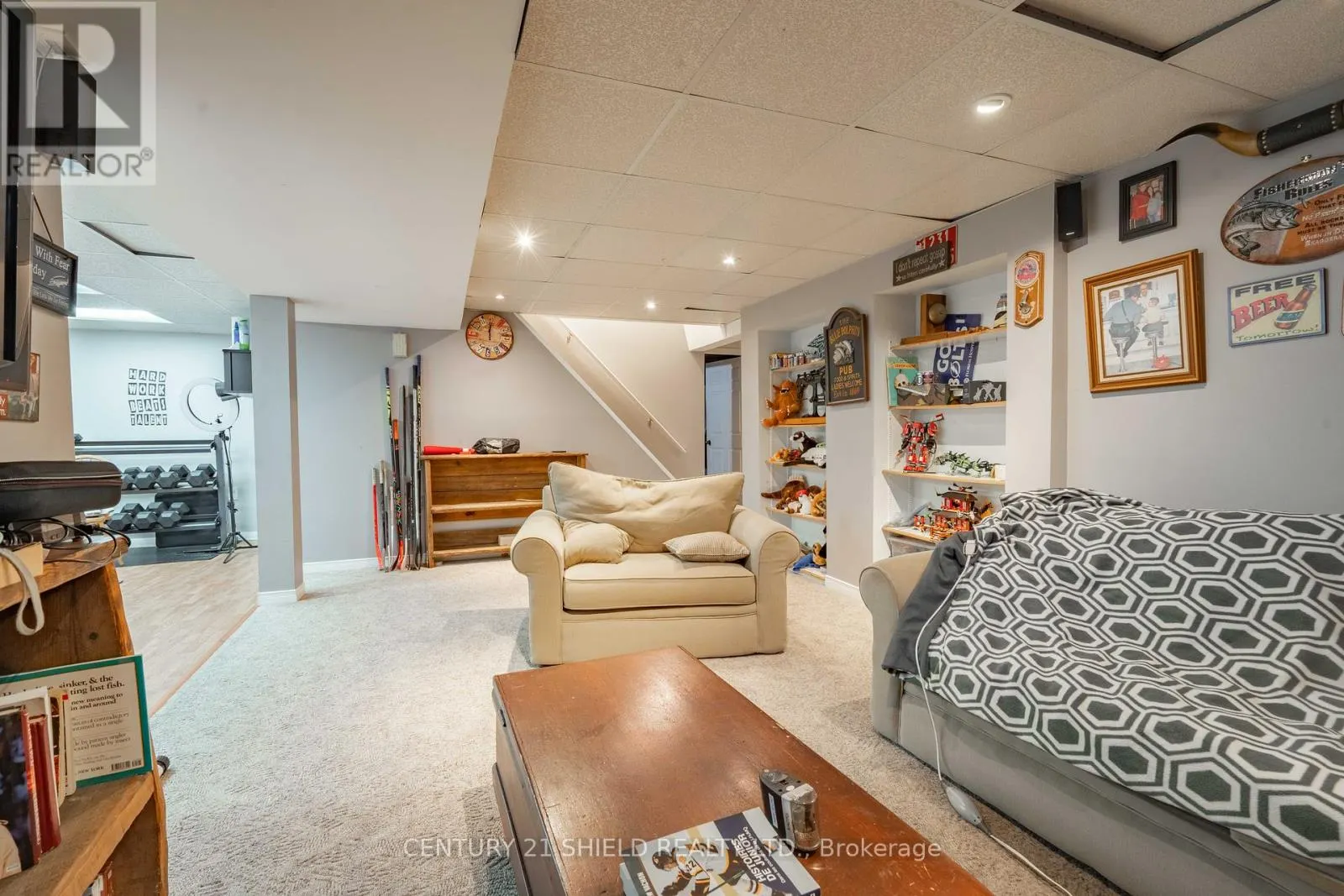 1123 STOKES DRIVE