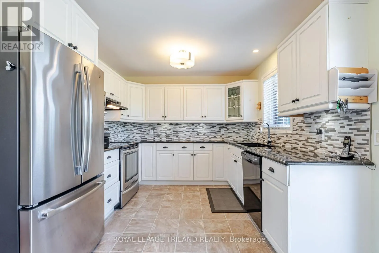 67 DONKER DRIVE