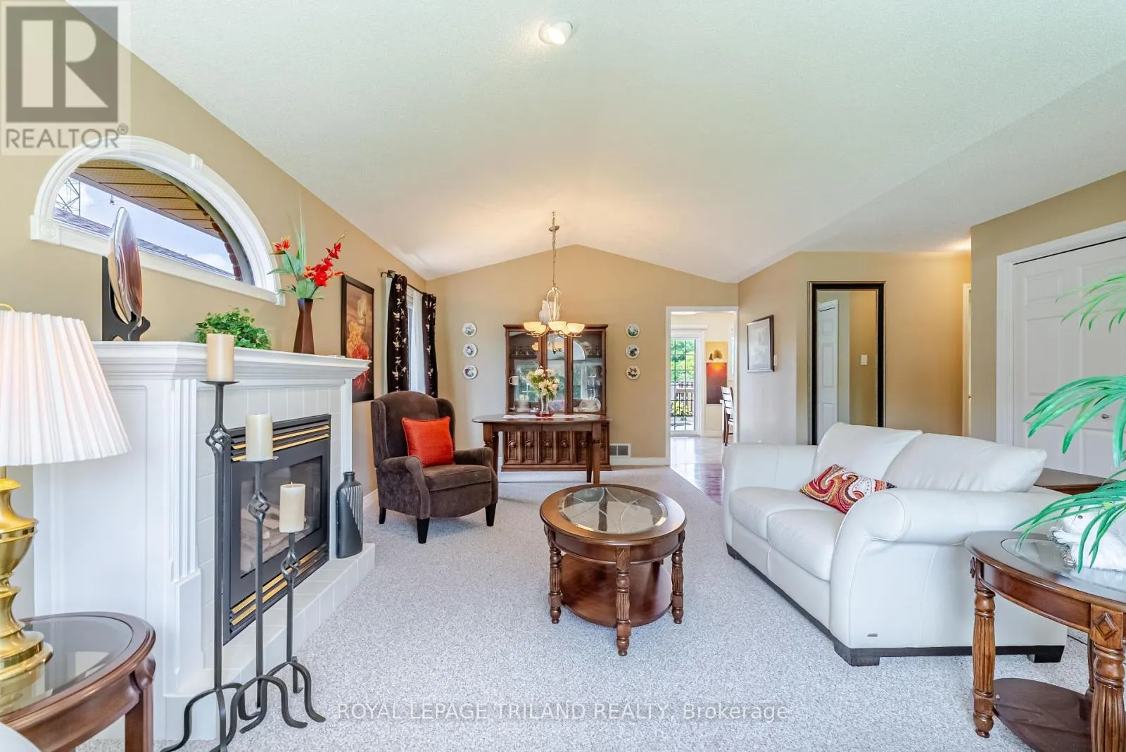 67 DONKER DRIVE
