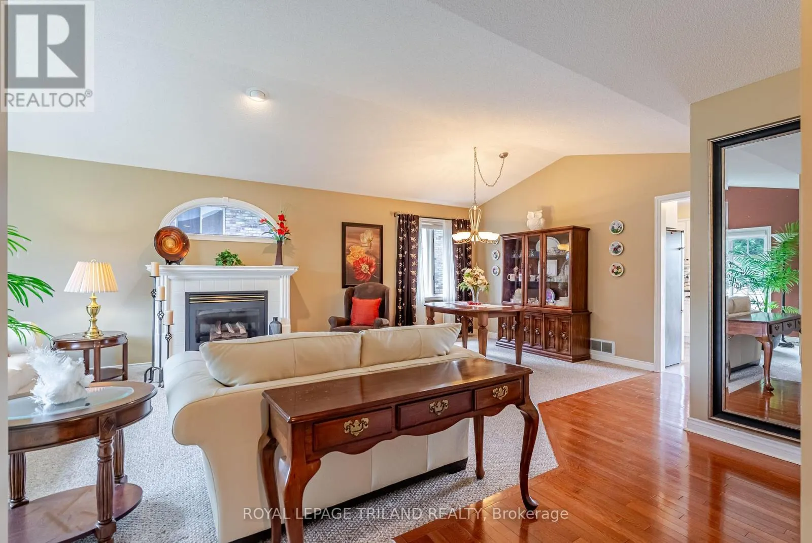 67 DONKER DRIVE
